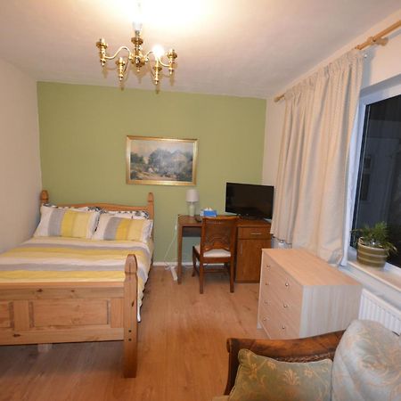 Double Bedroom With View To The Garden Oxford Extérieur photo
